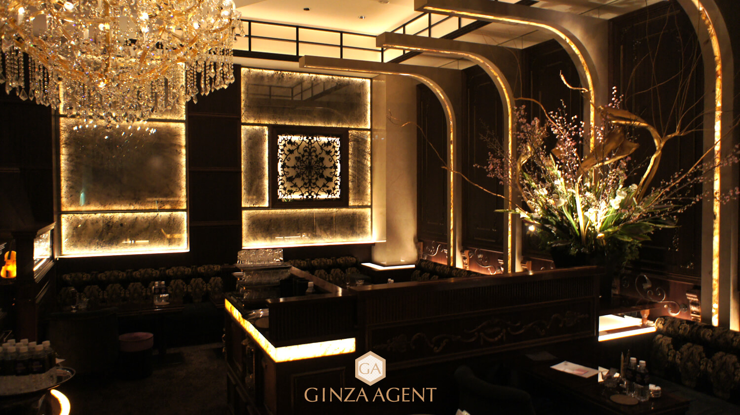 銀座クラブ・ビオラの店内