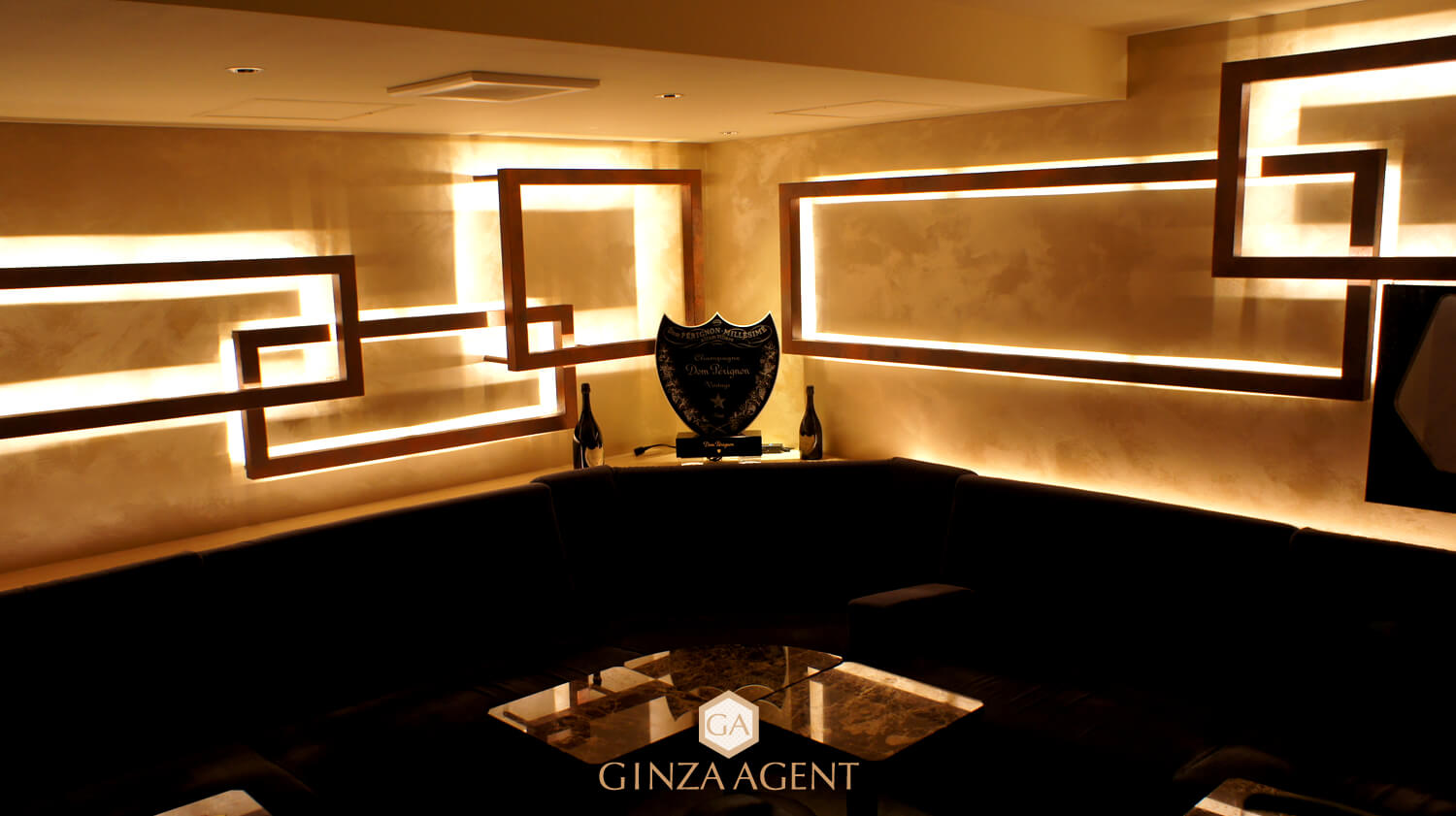 銀座高級クラブ・バレーヌの店内